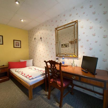 Pension Zum Blumchen Schwerin  Ngoại thất bức ảnh