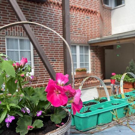 Pension Zum Blumchen Schwerin  Ngoại thất bức ảnh