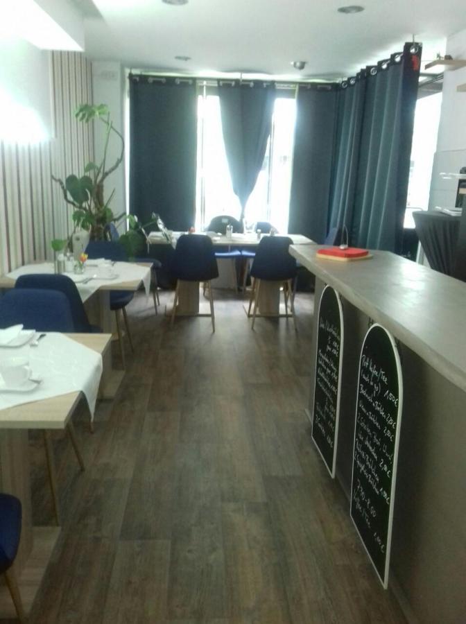 Pension Zum Blumchen Schwerin  Ngoại thất bức ảnh
