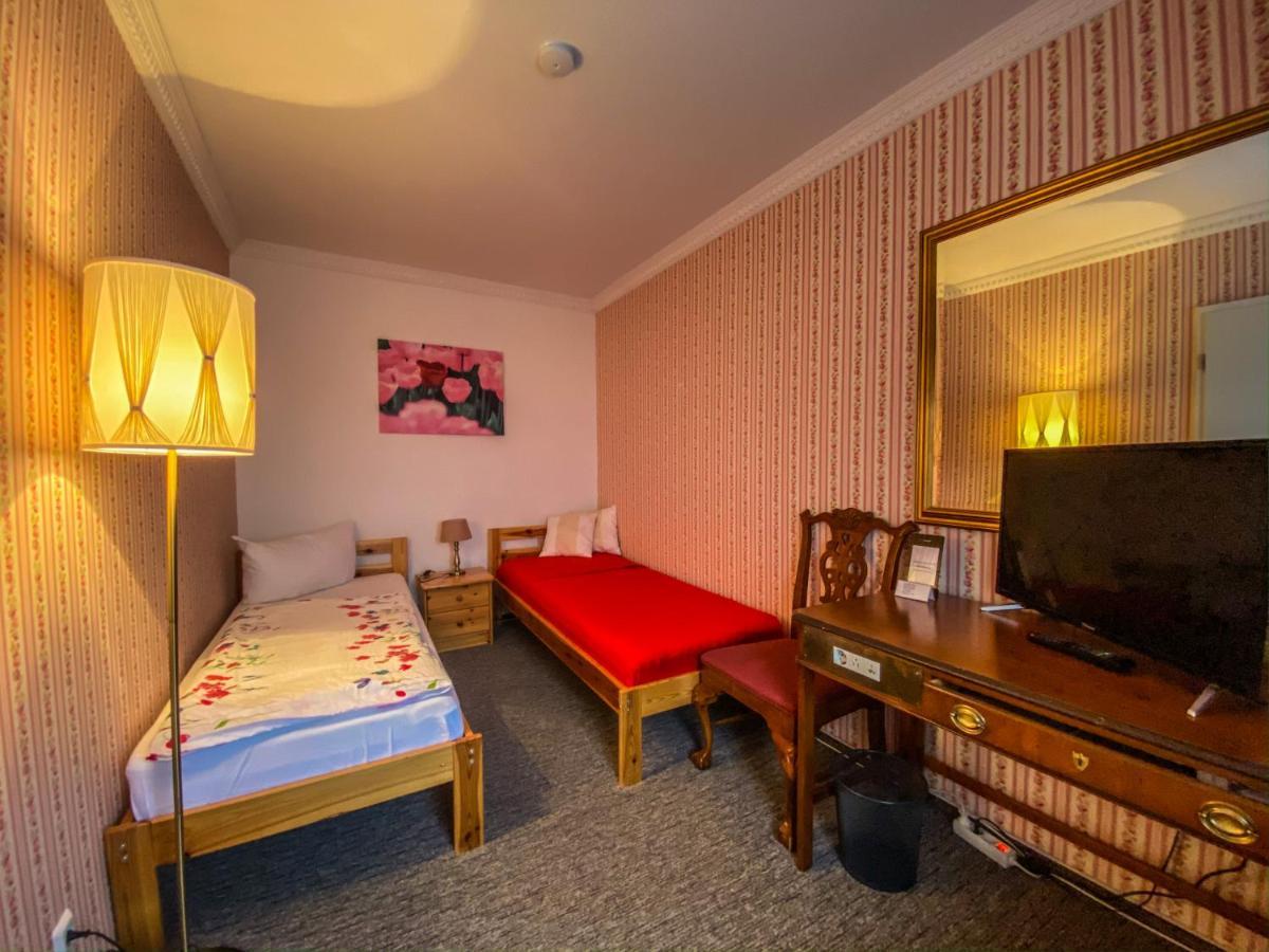 Pension Zum Blumchen Schwerin  Ngoại thất bức ảnh