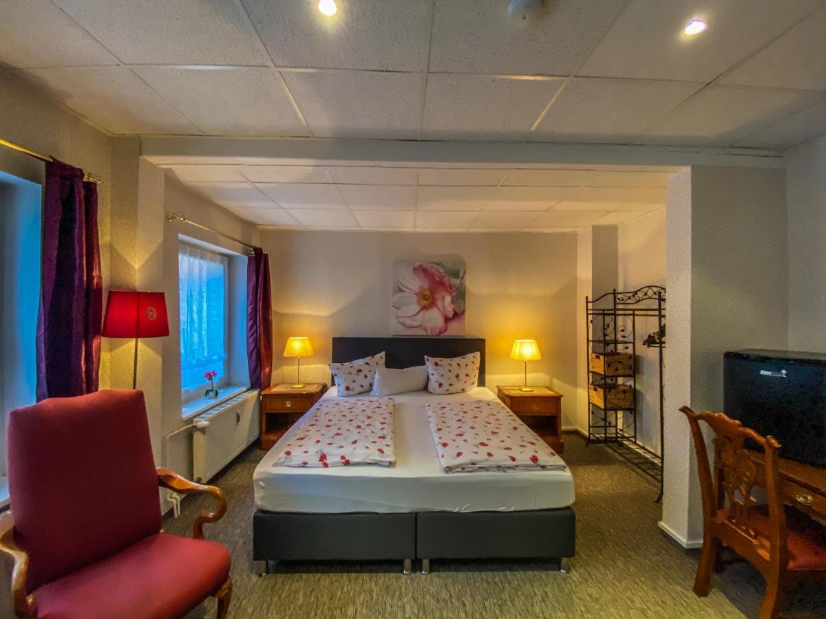 Pension Zum Blumchen Schwerin  Ngoại thất bức ảnh